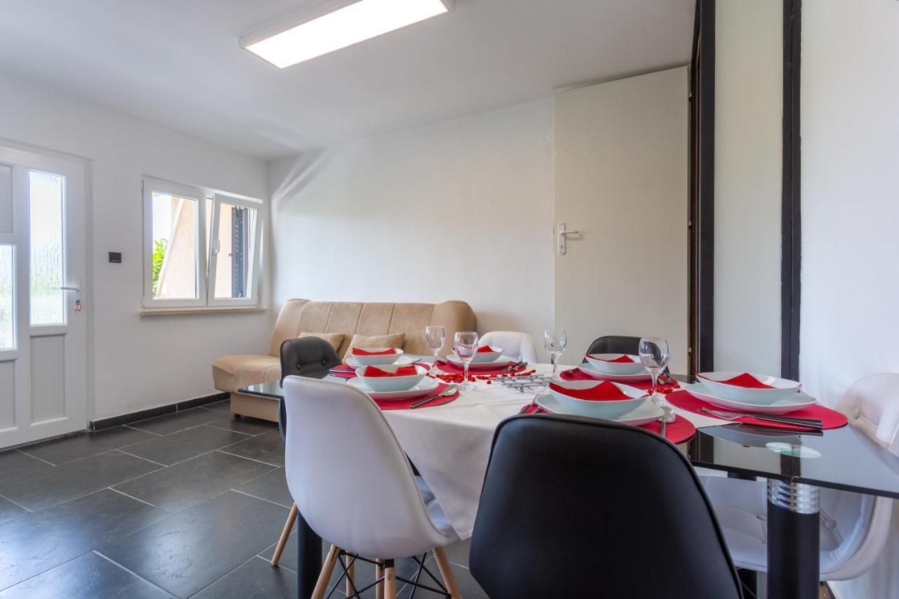 Smiljana Apartments Klimno Dış mekan fotoğraf